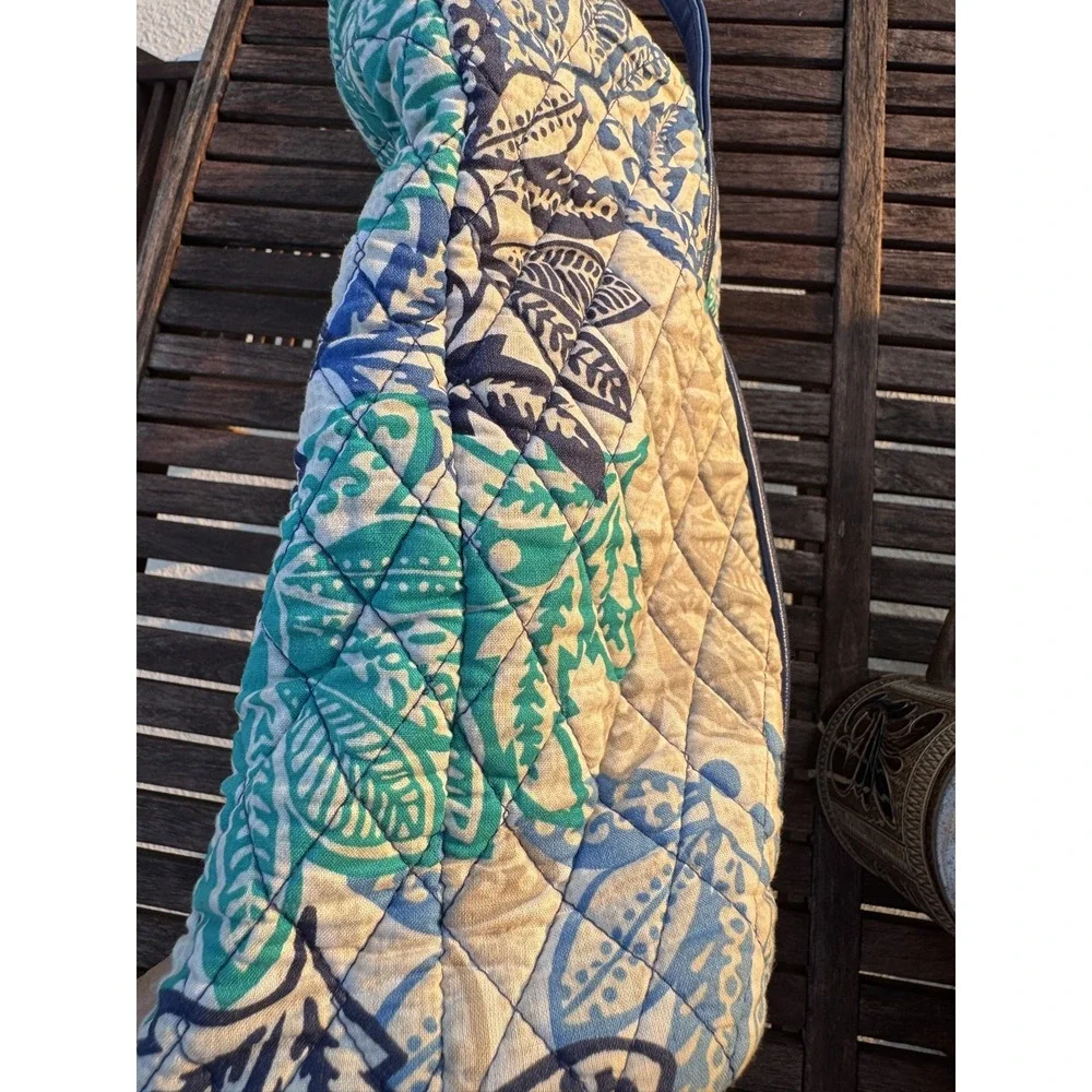 Vera Bradley Quilted Tote Bag Floral Blue Green Tan Large Carryall‎ Travel Beach - Picture 3 of 5
